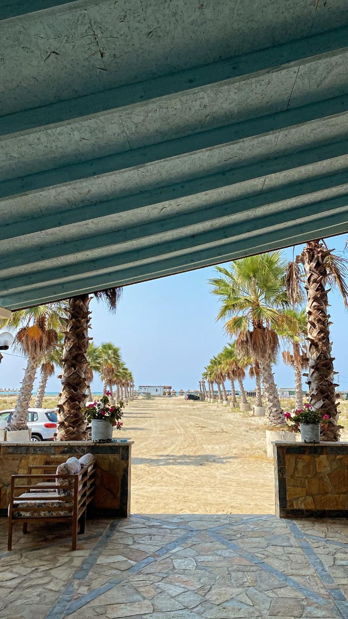 Отель Saint Tropez Durres Bisht Kamez Экстерьер фото