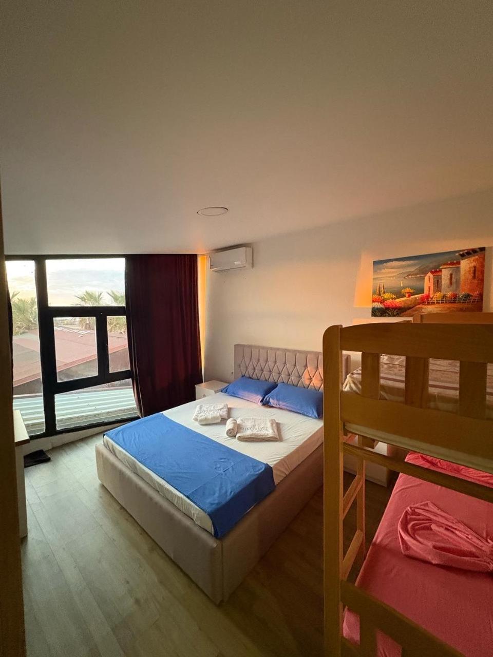 Отель Saint Tropez Durres Bisht Kamez Экстерьер фото